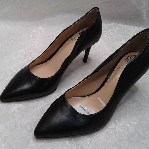 Vince Camuto Jaynita Pointed Toe Scallop 3" Heel Pumps Size 8M Black Leather - Picture 4 of 8